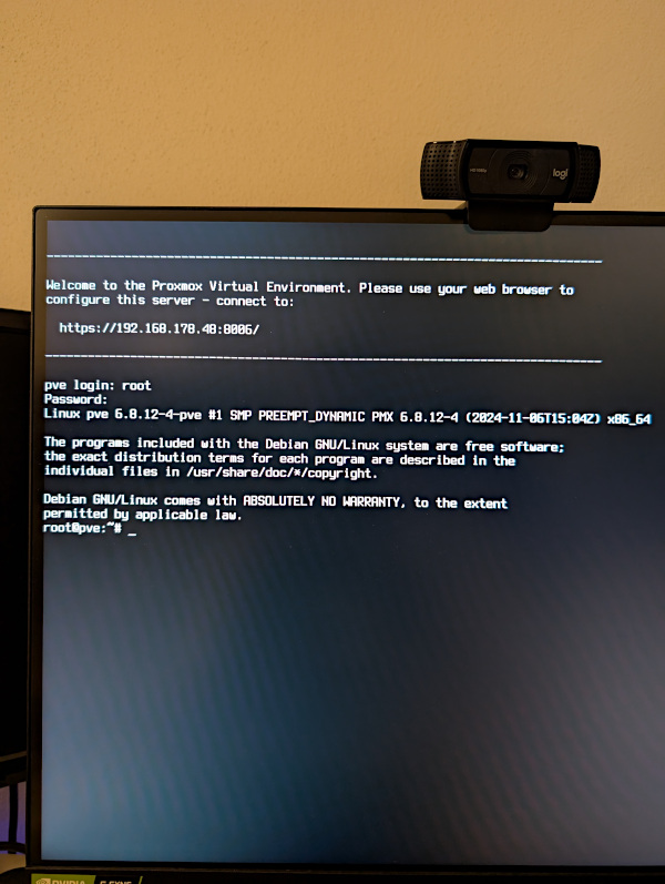 Proxmox VE Konsoleanmeldung mit root-Login-Prompt