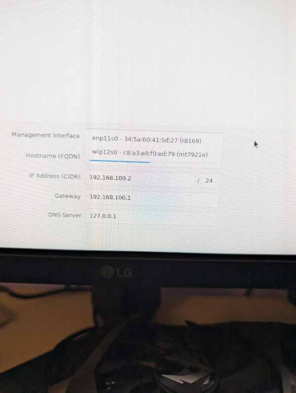 Proxmox Netzwerkkonfiguration: Hostname, IP-Adresse, Gateway