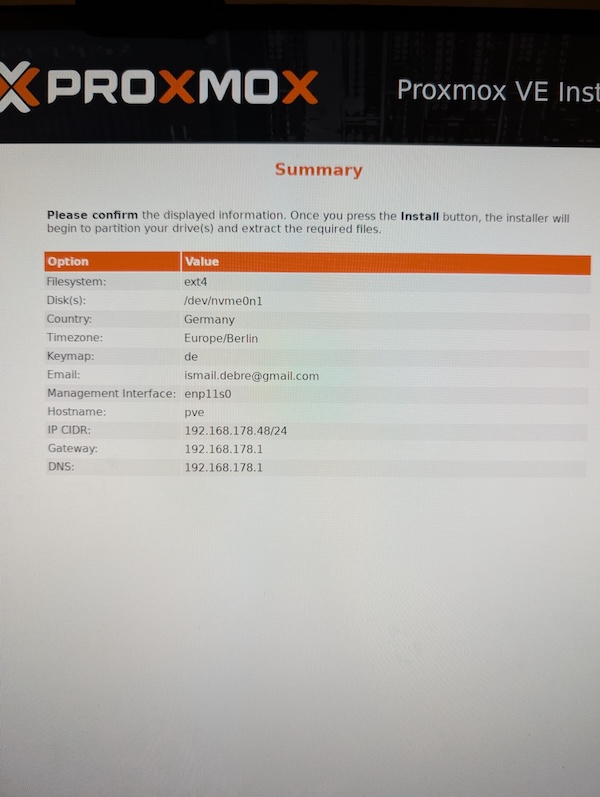Proxmox Zusammenfassung aller Installationseinstellungen vor Bestätigung
